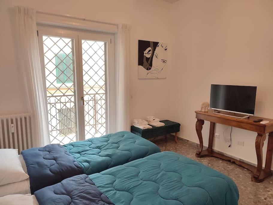 Sunnyhome- Lido Vista Mare 2 Bagni Holiday home